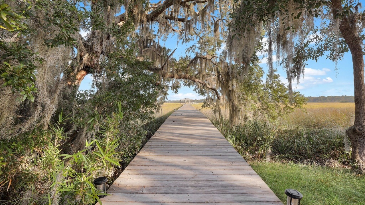 Photo of Others in Midway