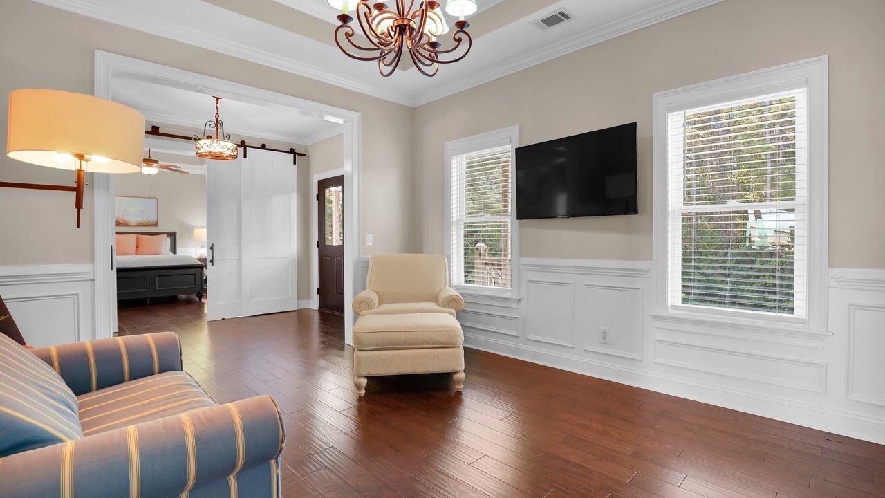 Photo of Bedroom in Midway