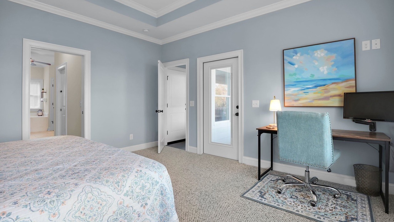 Photo of Bedroom in Midway