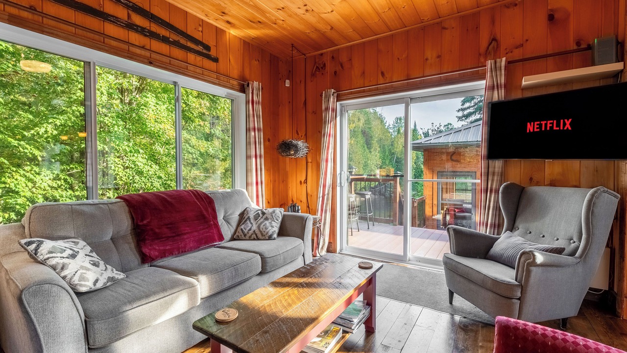 Photo of Livingroom in Saint-Alexis-des-Monts