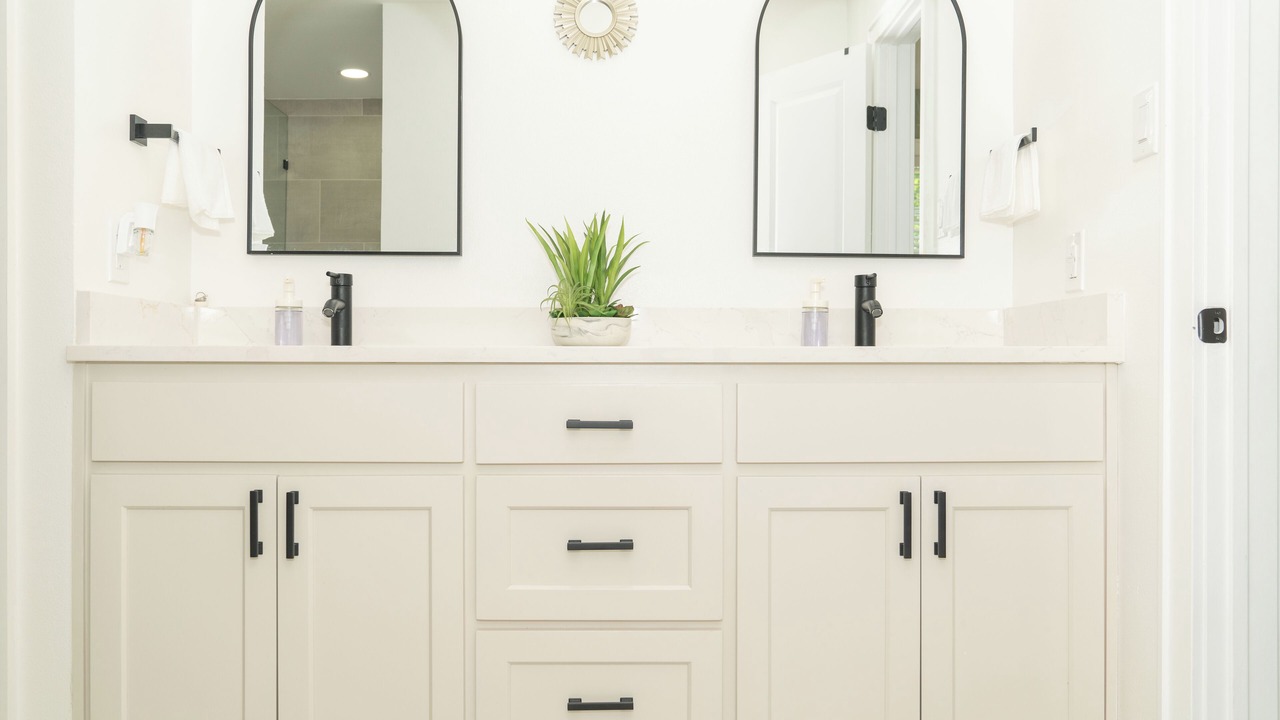 Photo of Bathroom in Garland