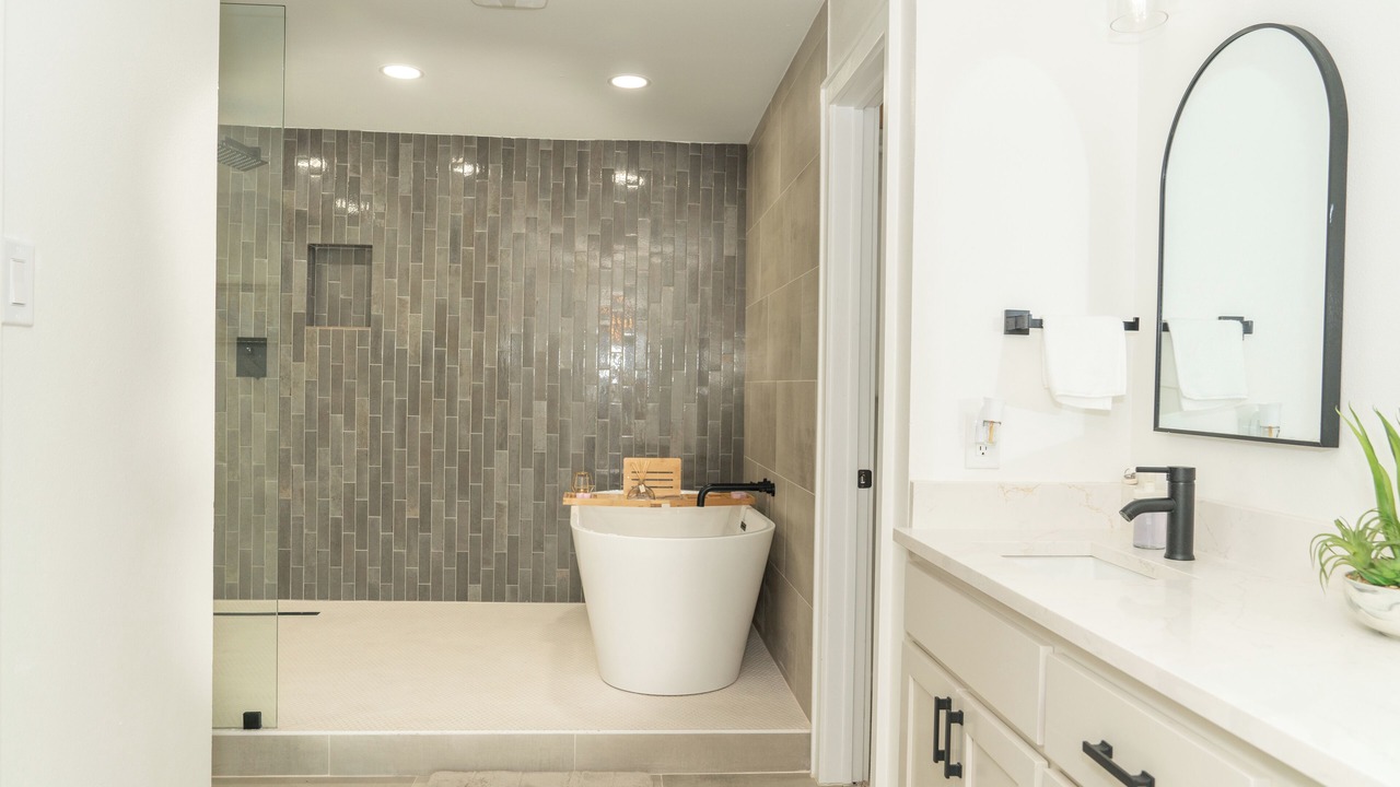 Photo of Bathroom in Garland