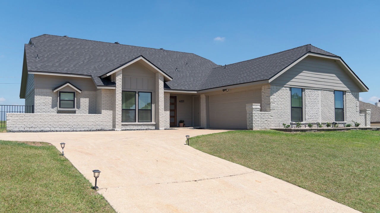 Photo of Outdoor in Garland