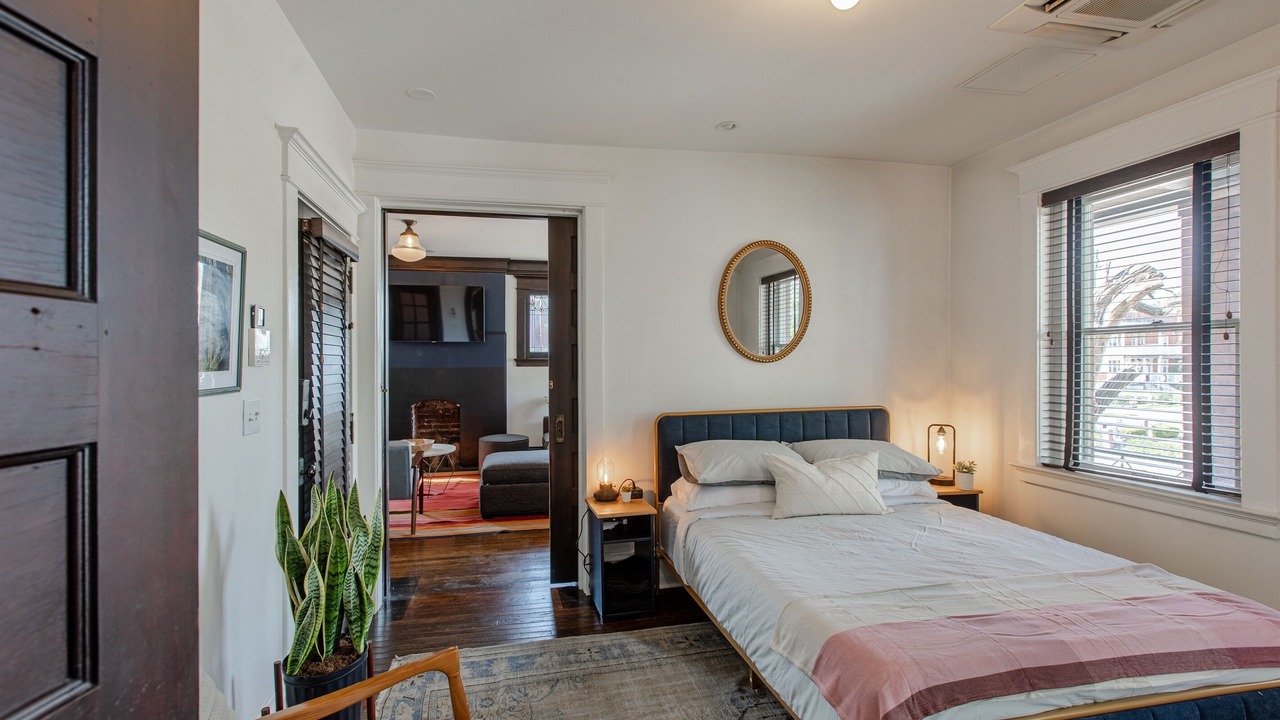 Photo of Bedroom in Hanover Place