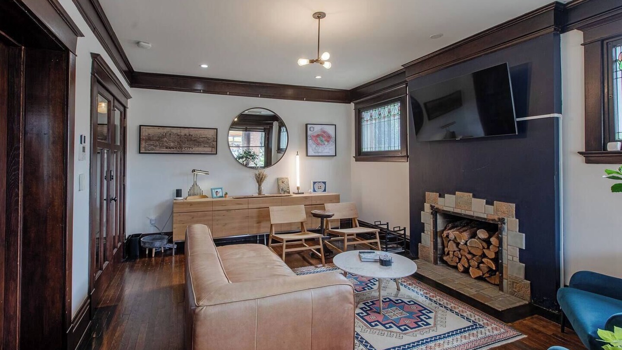 Photo of Livingroom in Hanover Place