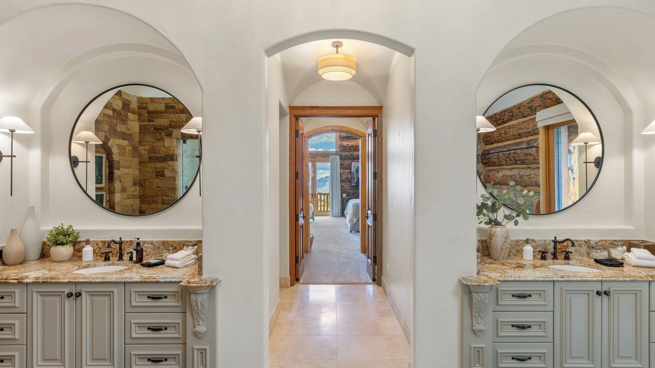 Photo of Bathroom in Mountain Village