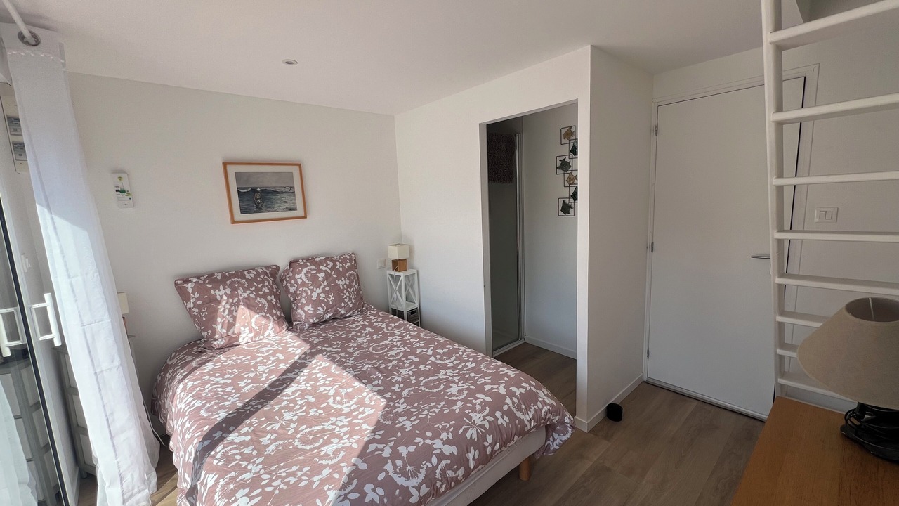 Photo of Bedroom in Saint-Germain-sur-Ay