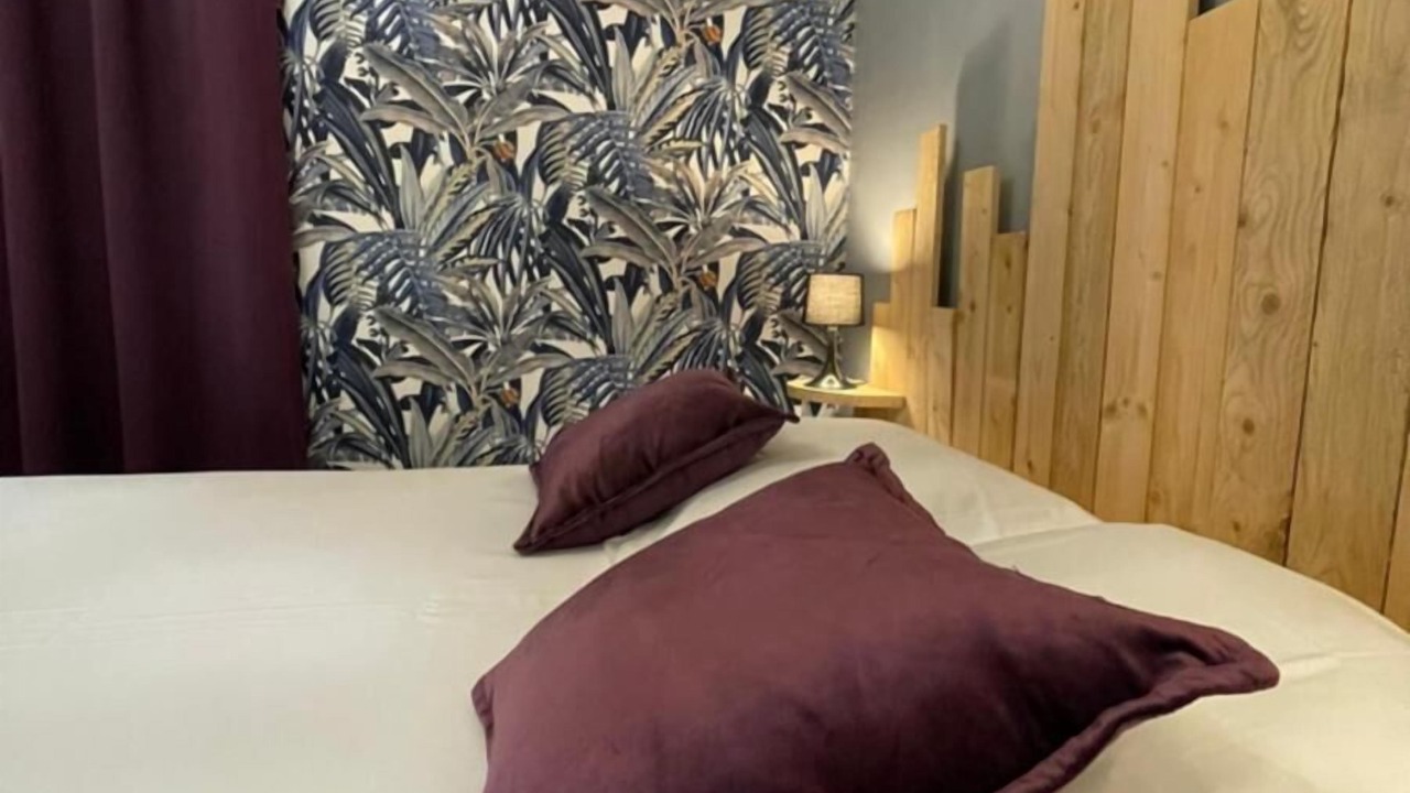 Photo of Bedroom in Saint-Aignan