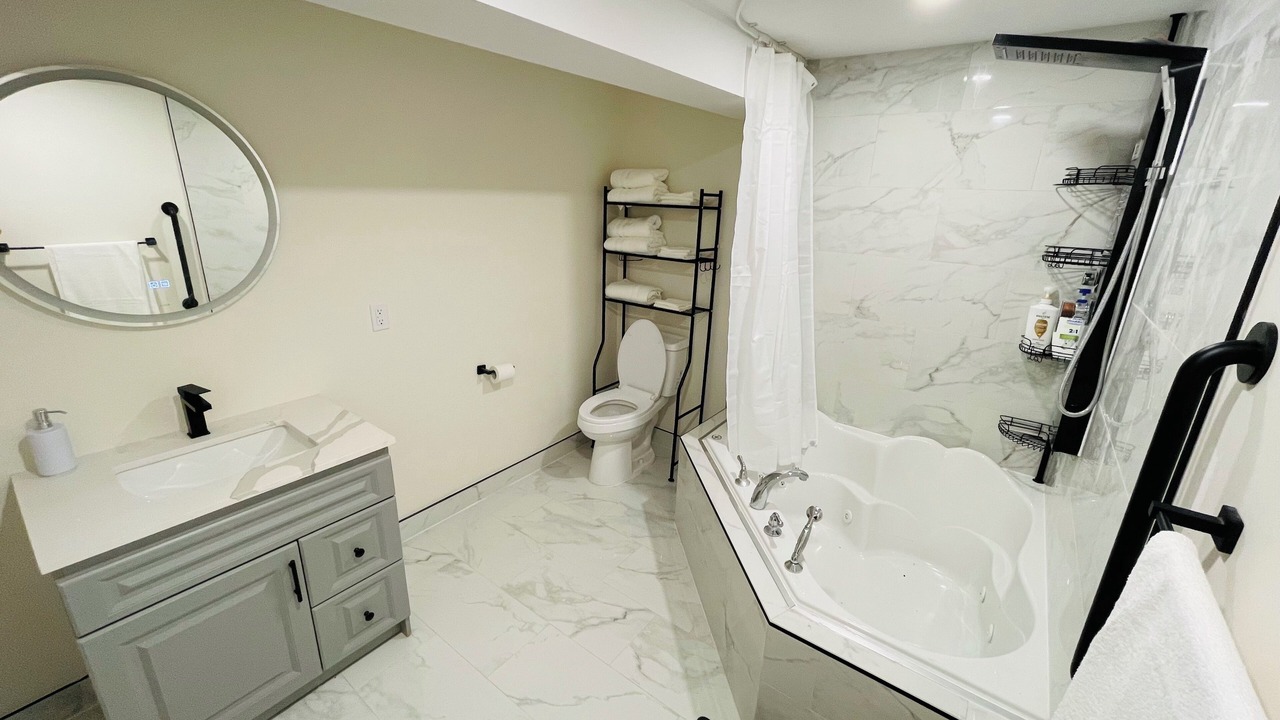 Photo of Bathroom in Thorold