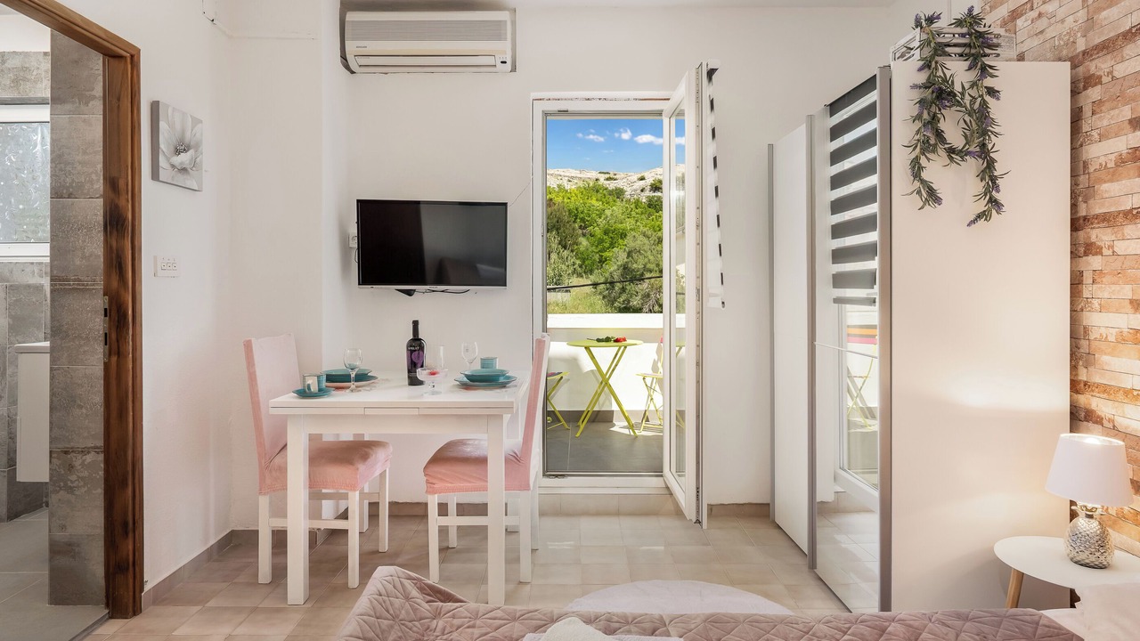 Photo of Bedroom in Dinjiska