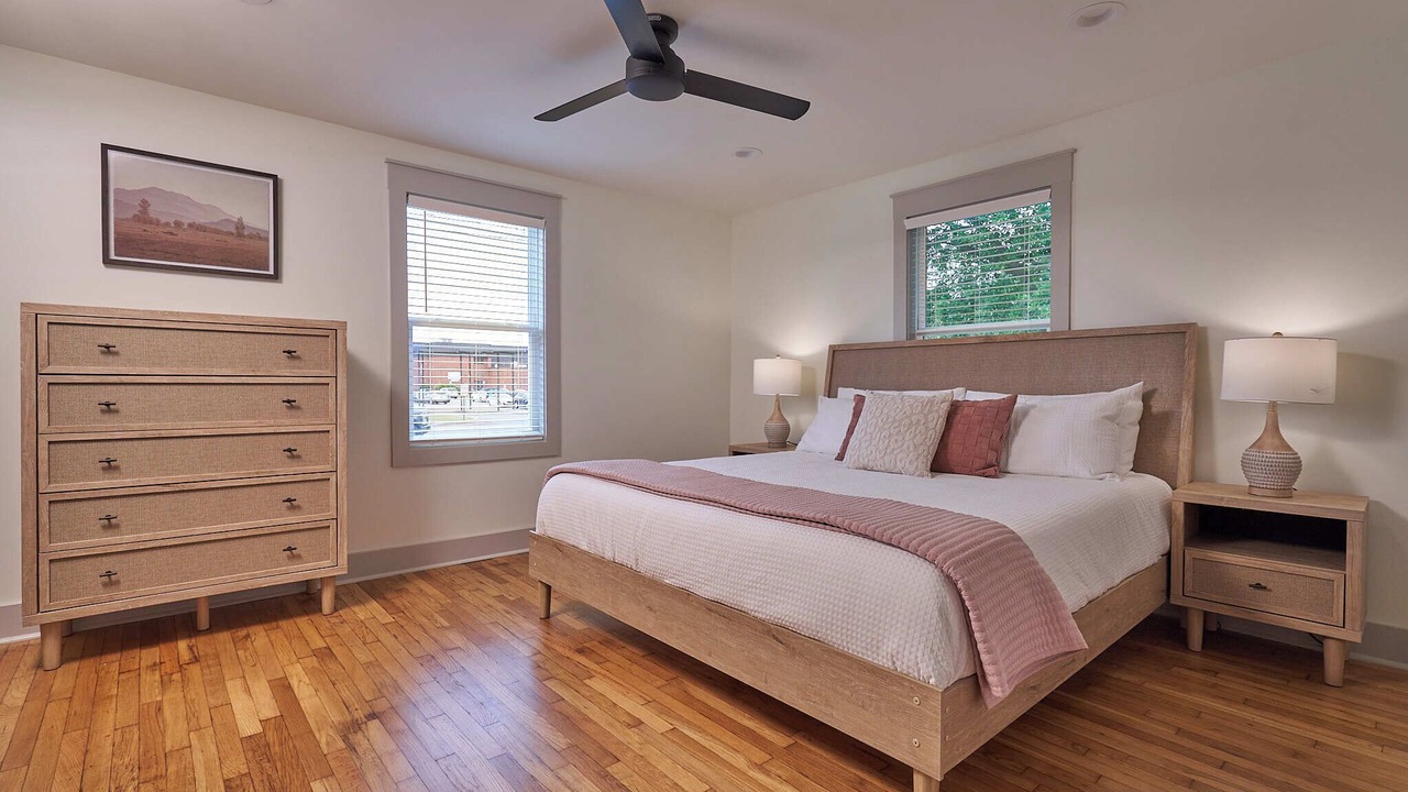 Photo of Bedroom in Perry