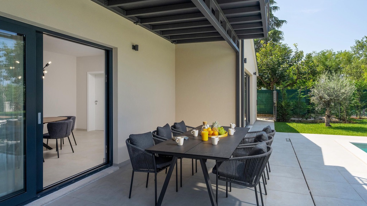 Photo of Outdoor in Musalez