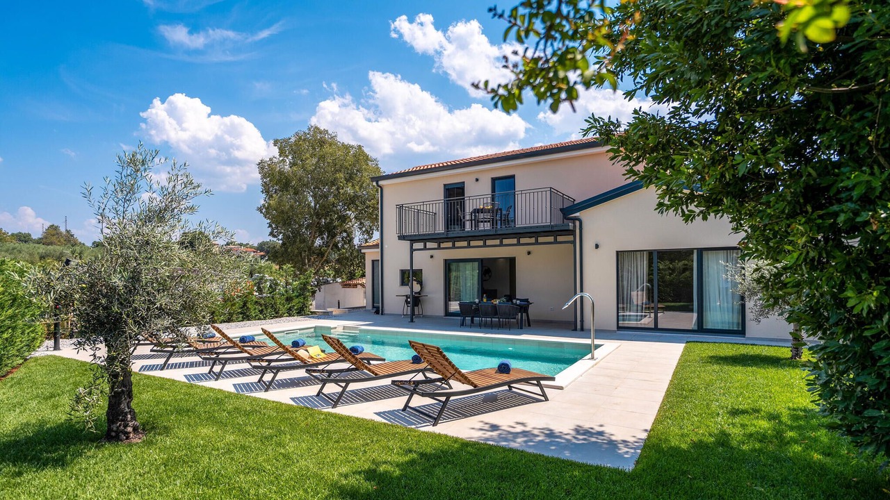 Photo of Outdoor in Musalez