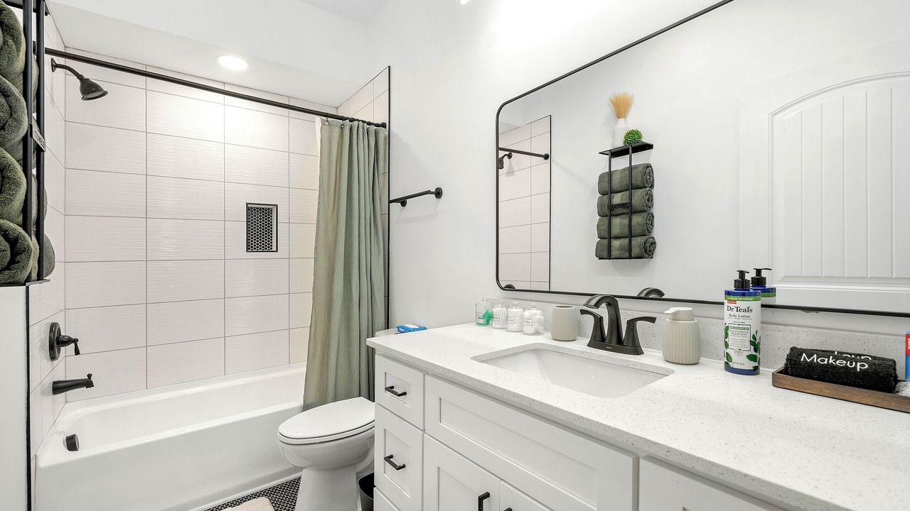 Photo of Bathroom in Sylvan Hills