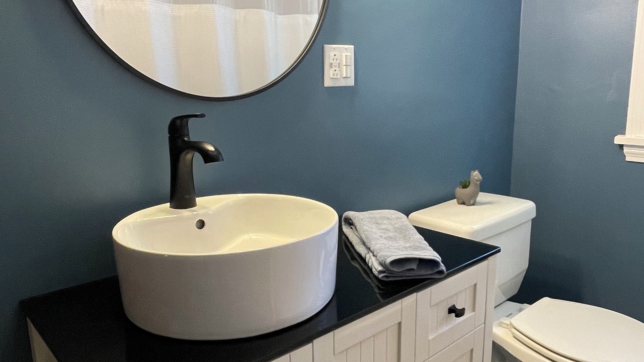Photo of Bathroom in Gates-North Gates