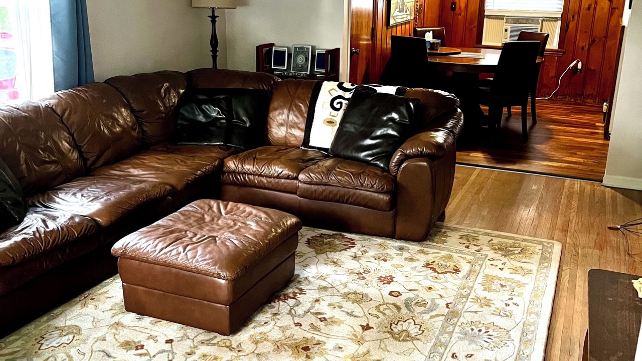 Photo of Livingroom in Gates-North Gates