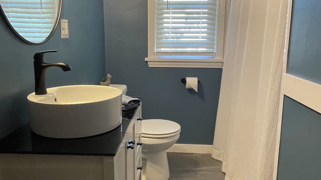 Photo of Bathroom in Gates-North Gates