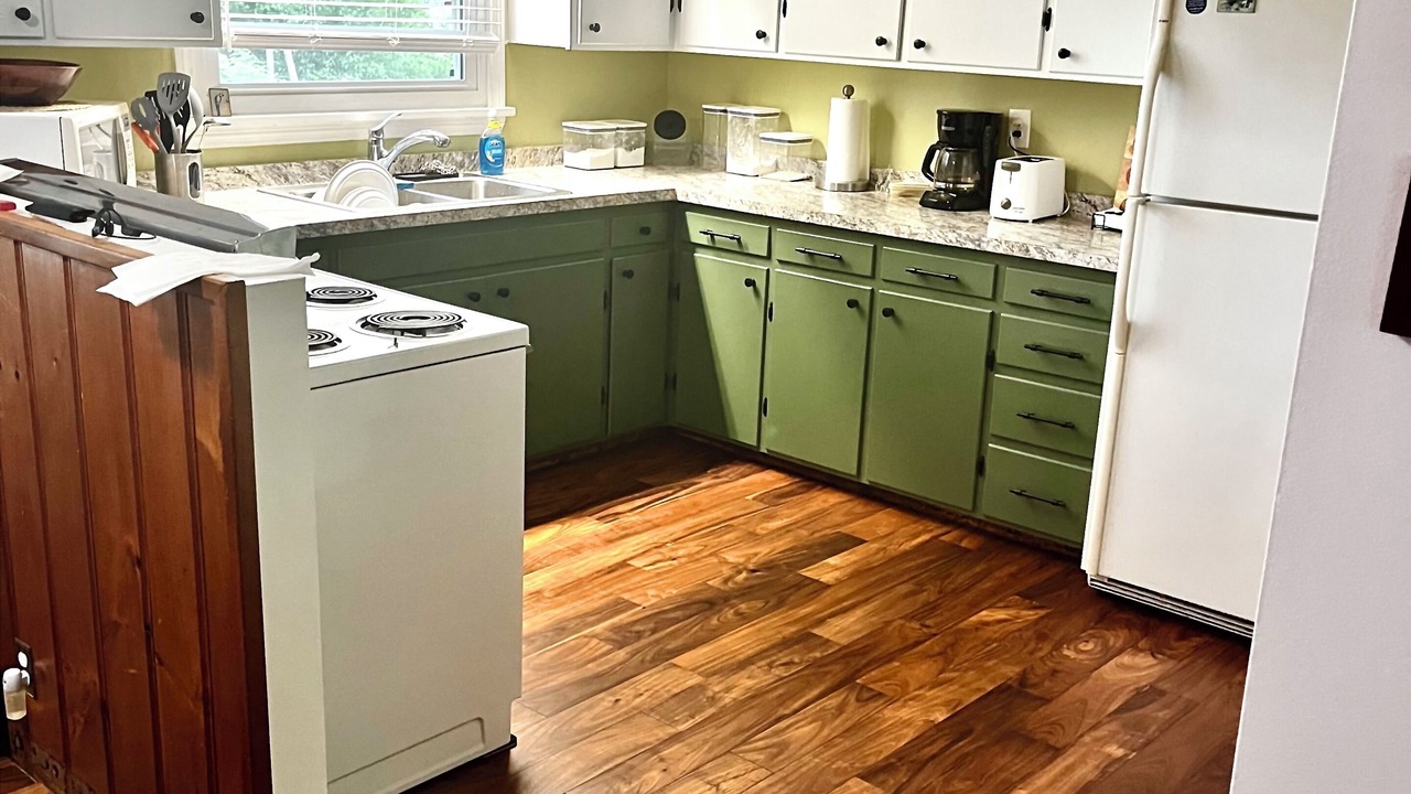 Photo of Kitchen in Gates-North Gates