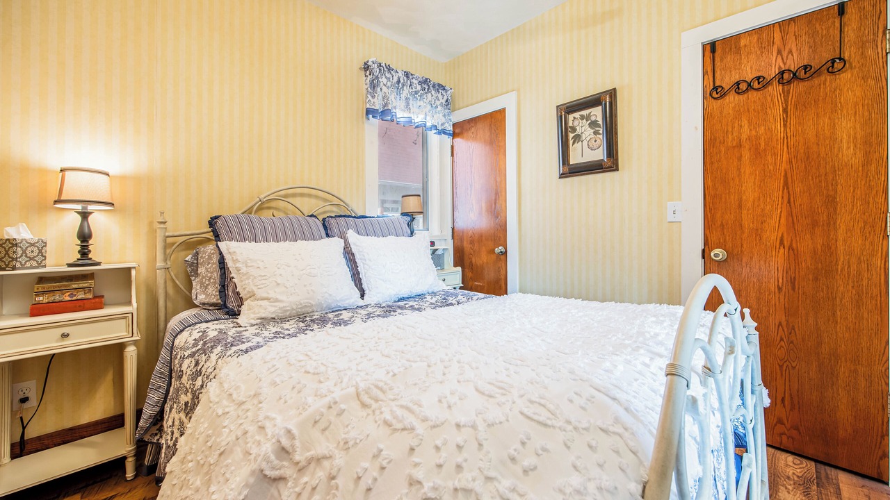 Photo of Bedroom in Independence