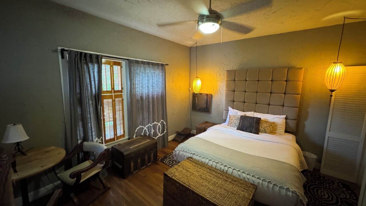 Photo of Bedroom in Barton Heights