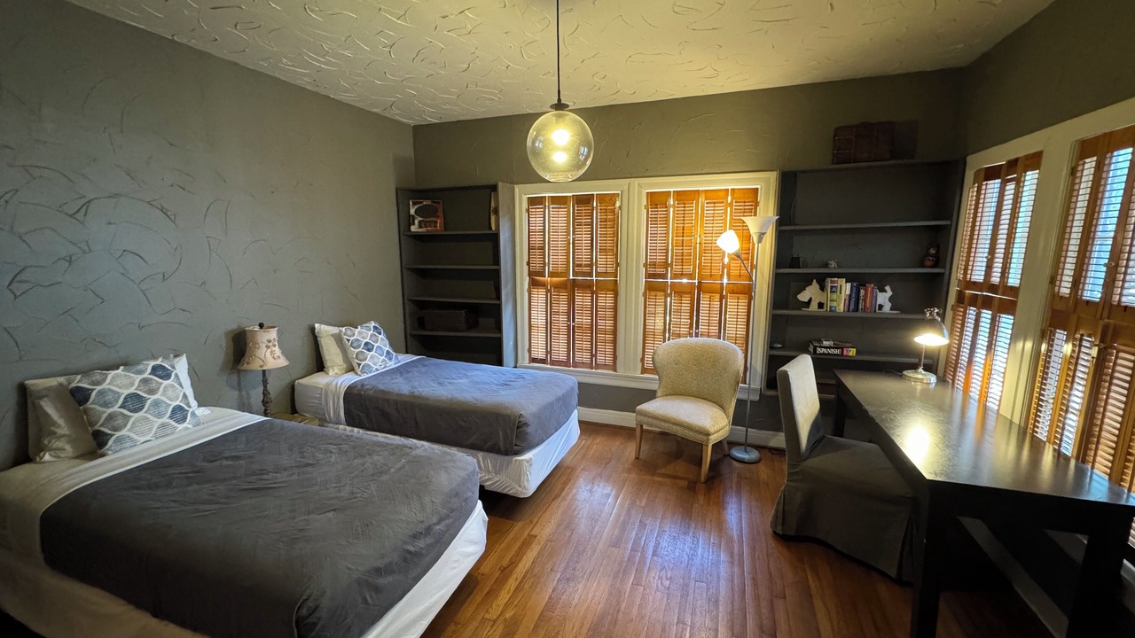 Photo of Bedroom in Barton Heights