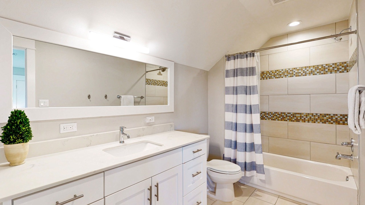 Photo of Bathroom in Rockport