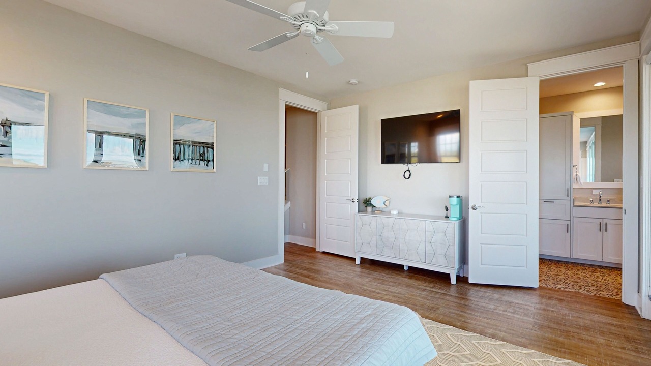 Photo of Bedroom in Rockport