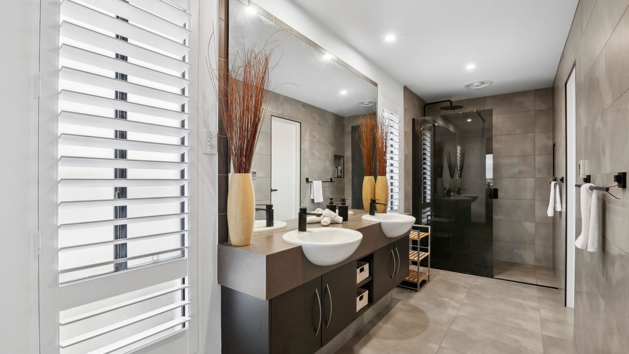 Photo of Bathroom in Torquay