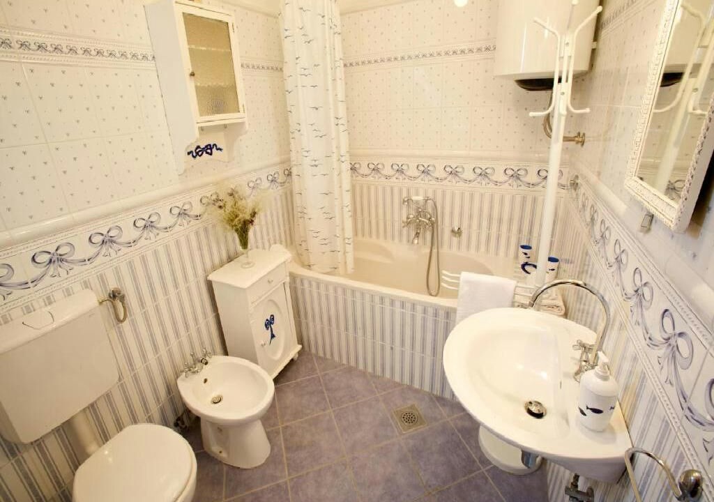 Photo of Bathroom in Milna (Brac)