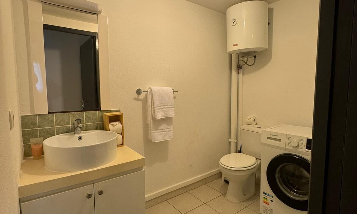 Photo of Bathroom in Marigot