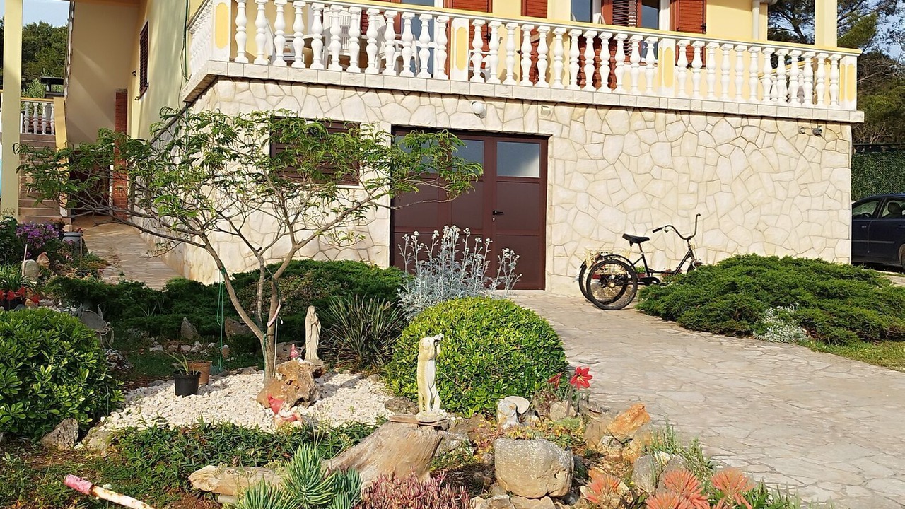 Photo of Outdoor in Veli Rat