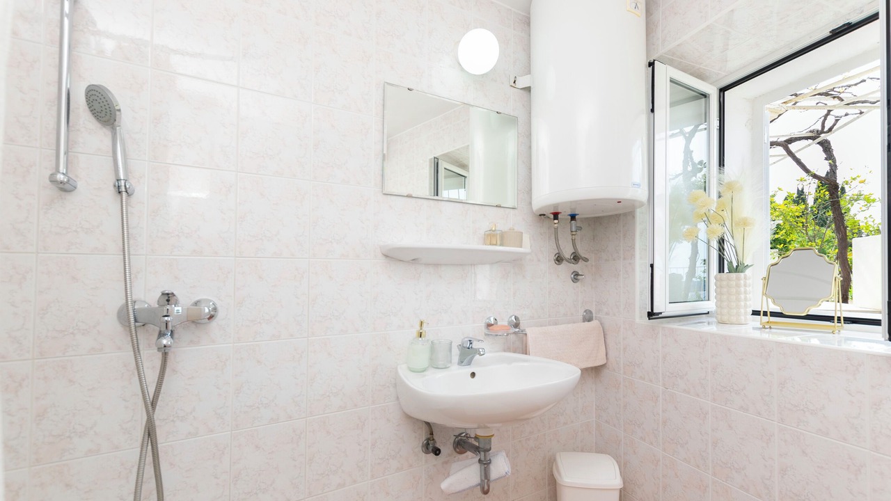 Photo of Bathroom in Trsteno
