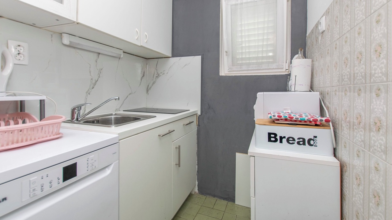 Photo of Kitchen in Cove Tri Zala (Zrnovo)