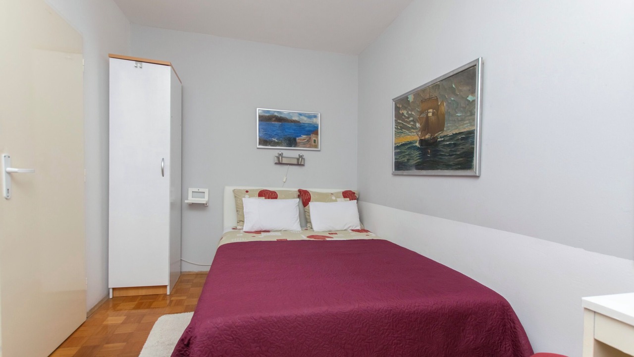 Photo of Bedroom in Cove Tri Zala (Zrnovo)