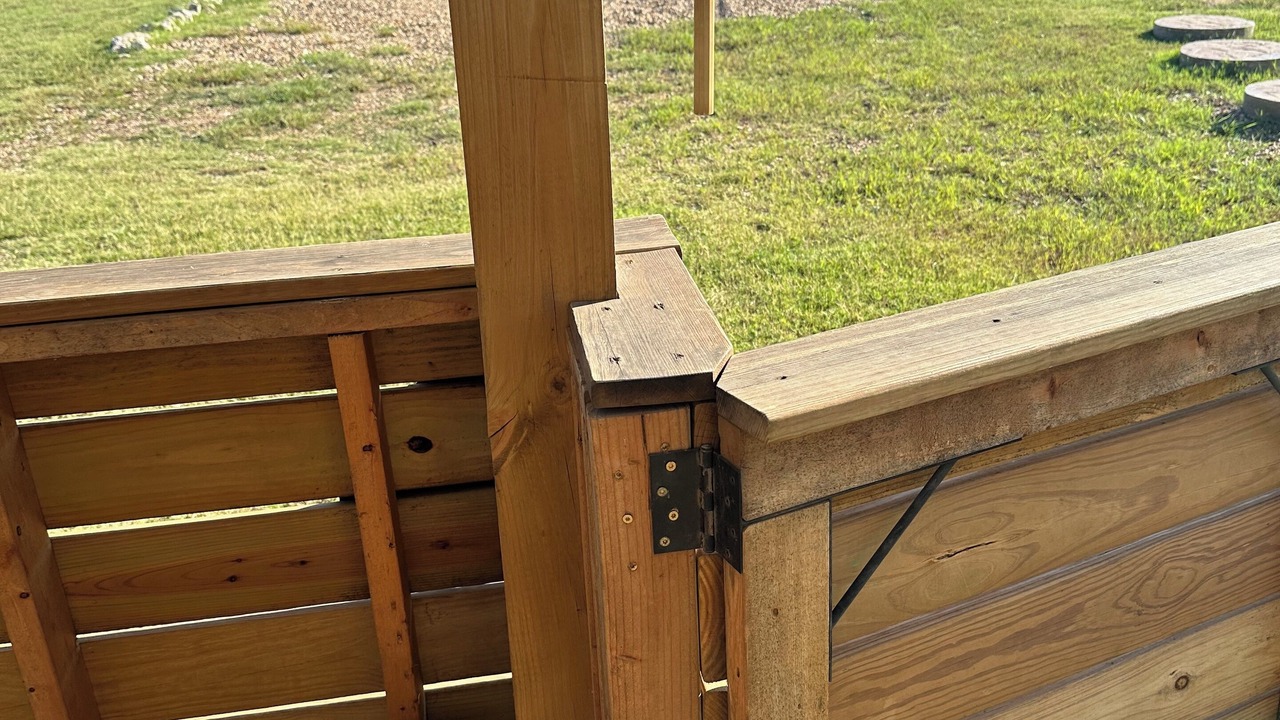 Photo of Outdoor in Honey Grove