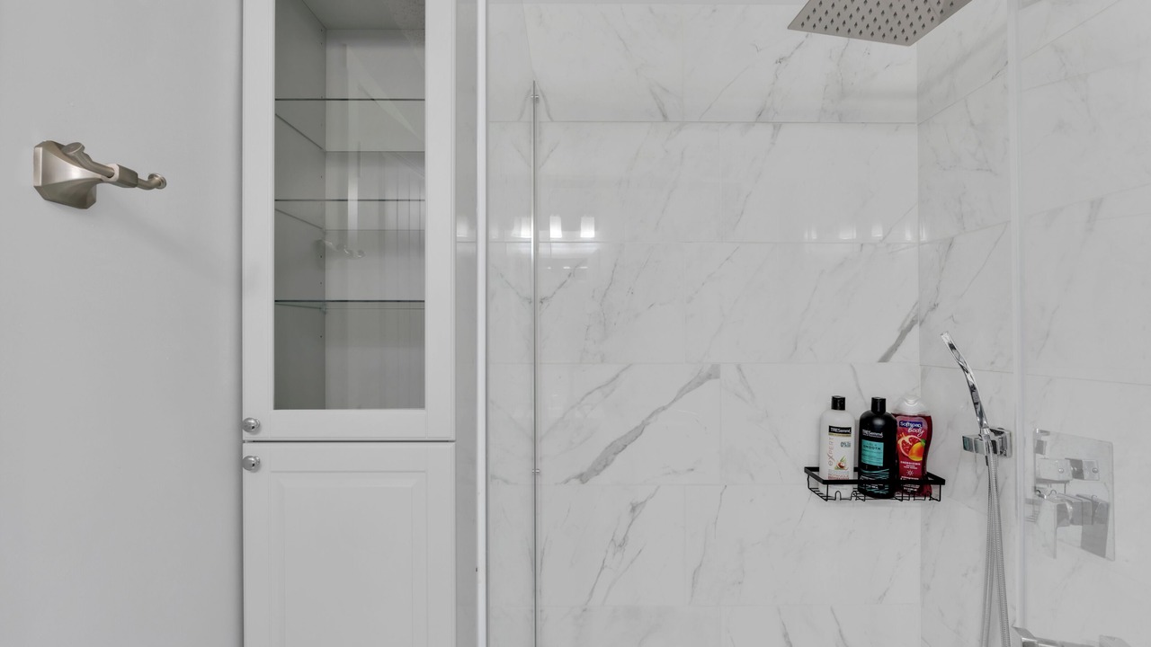 Photo of Bathroom in Valley Ridge