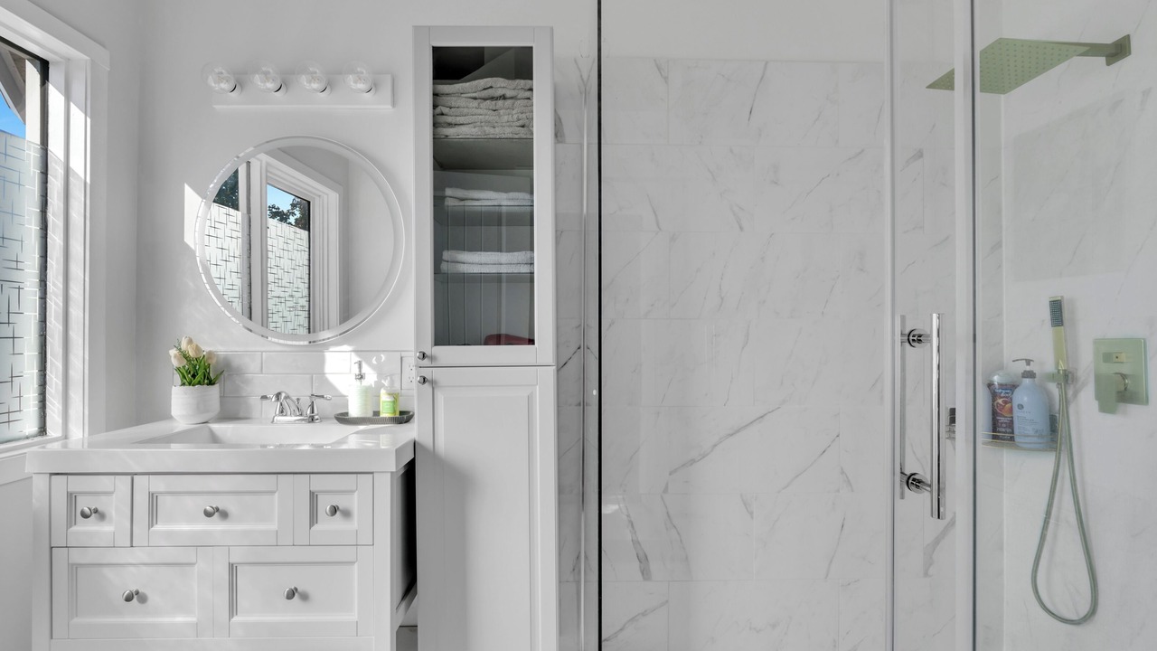 Photo of Bathroom in Valley Ridge