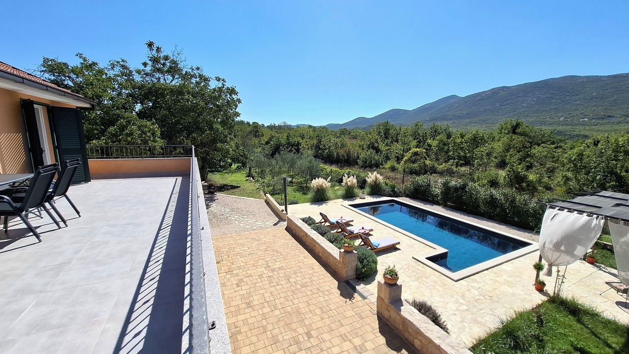 Photo of Outdoor in Cove Tri Zala (Zrnovo)