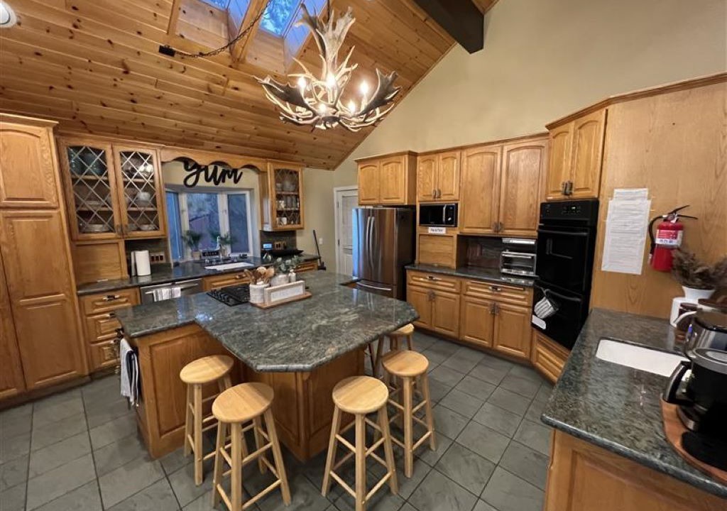 Photo of Kitchen in Big Bear City