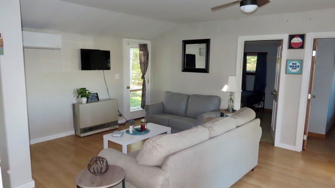 Photo of Livingroom in Alburg
