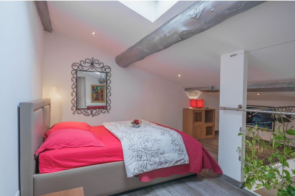 Photo of Bedroom in Les Grands Carmes
