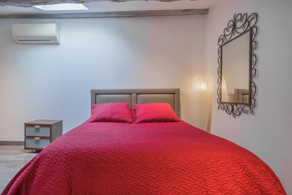 Photo of Bedroom in Les Grands Carmes