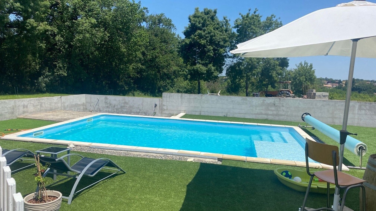 Photo of Outdoor in Pechbonnieu