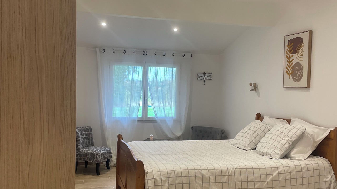 Photo of Bedroom in Pechbonnieu
