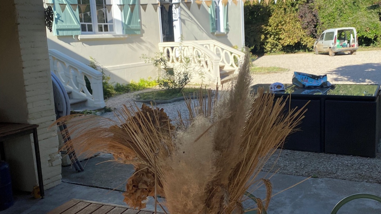Photo of Outdoor in Barry-d'Islemade