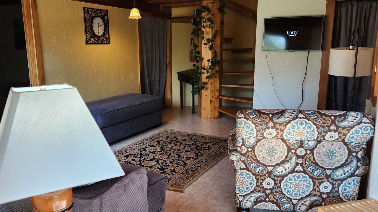 Photo of Livingroom in White