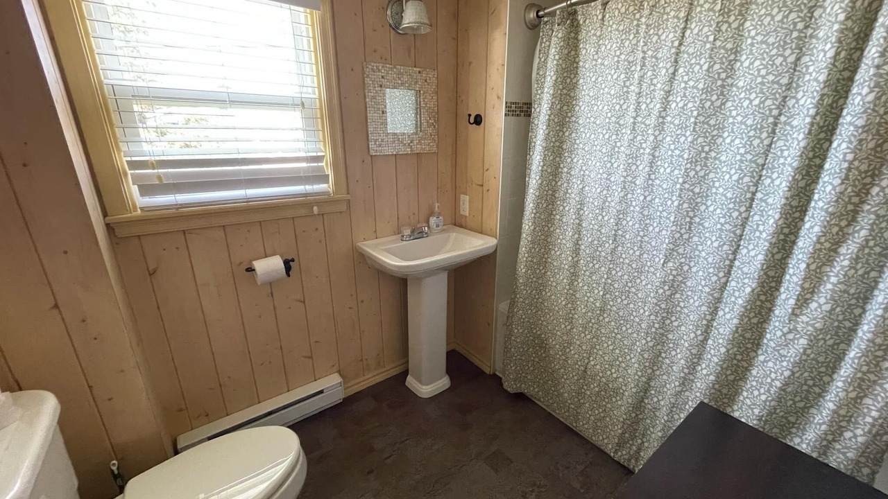 Photo of Bathroom in Twillingate