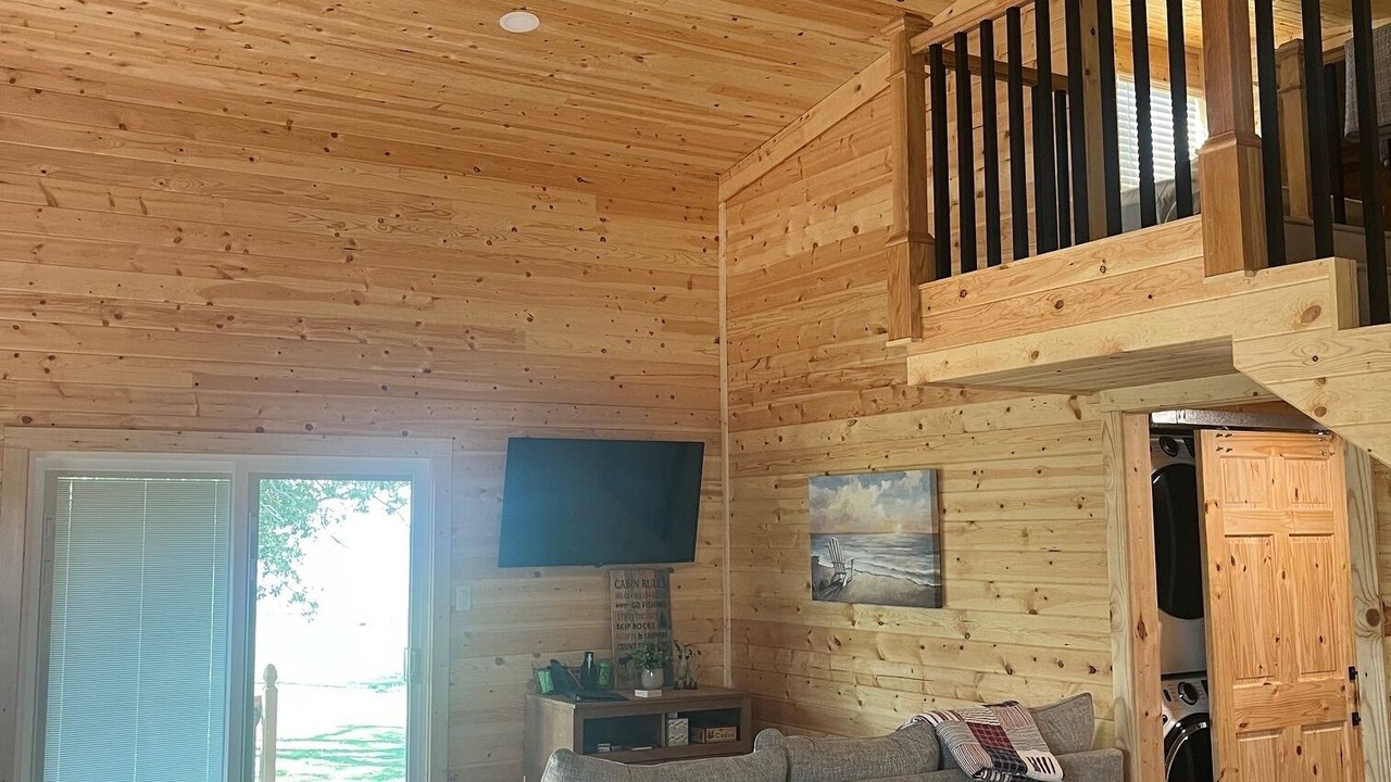 Photo of Livingroom in Eastland