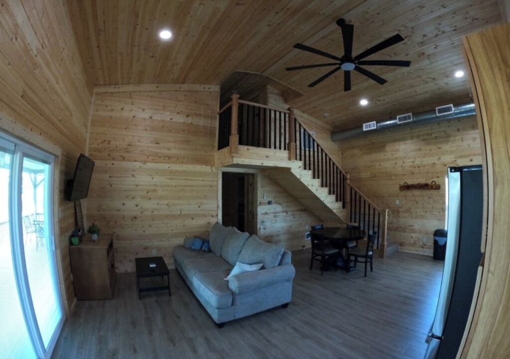 Photo of Livingroom in Eastland