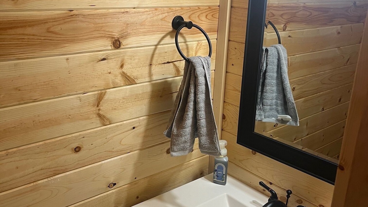 Photo of Bathroom in Eastland